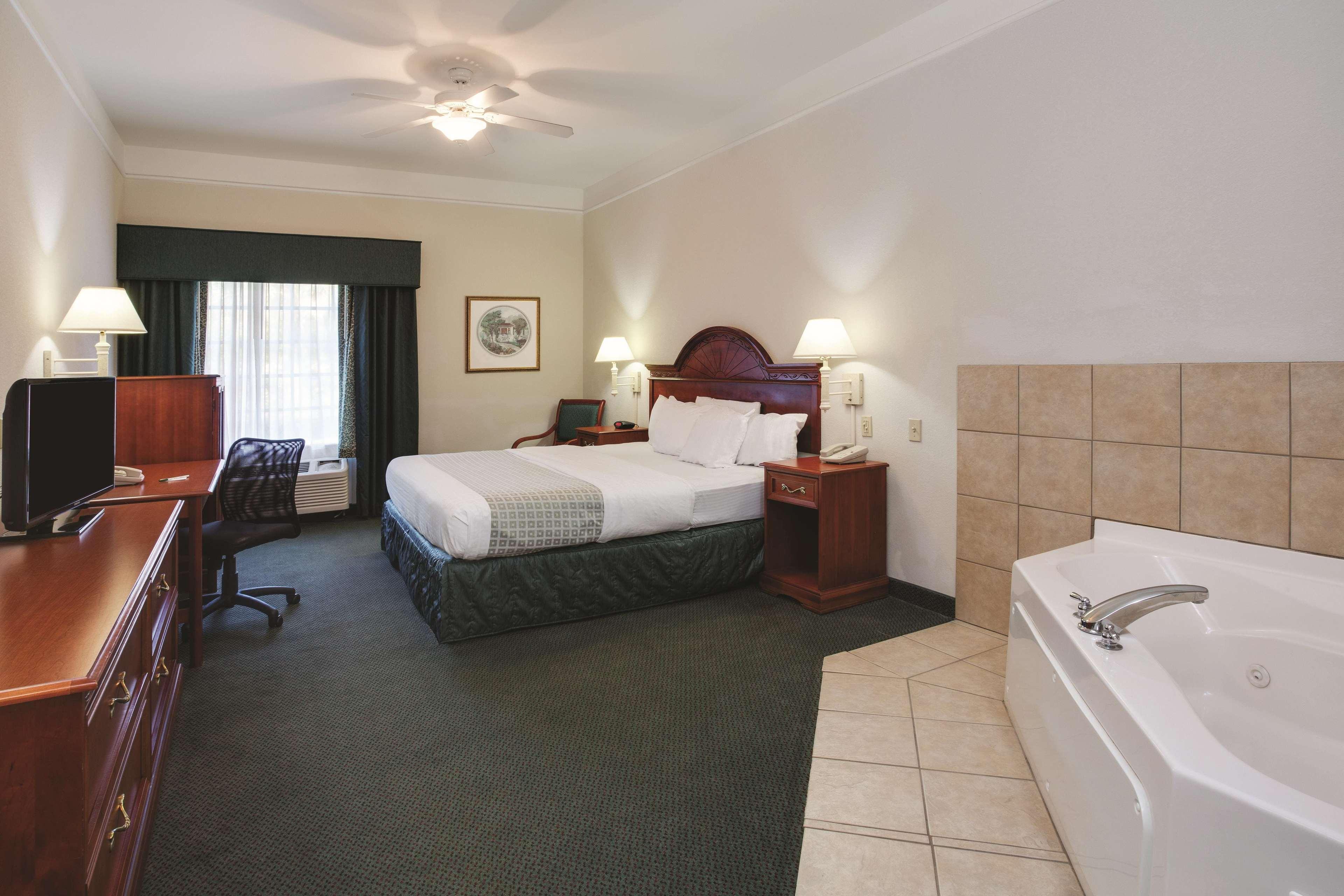 La Quinta Inn And Suites Fort Myers I-75 Екстер'єр фото