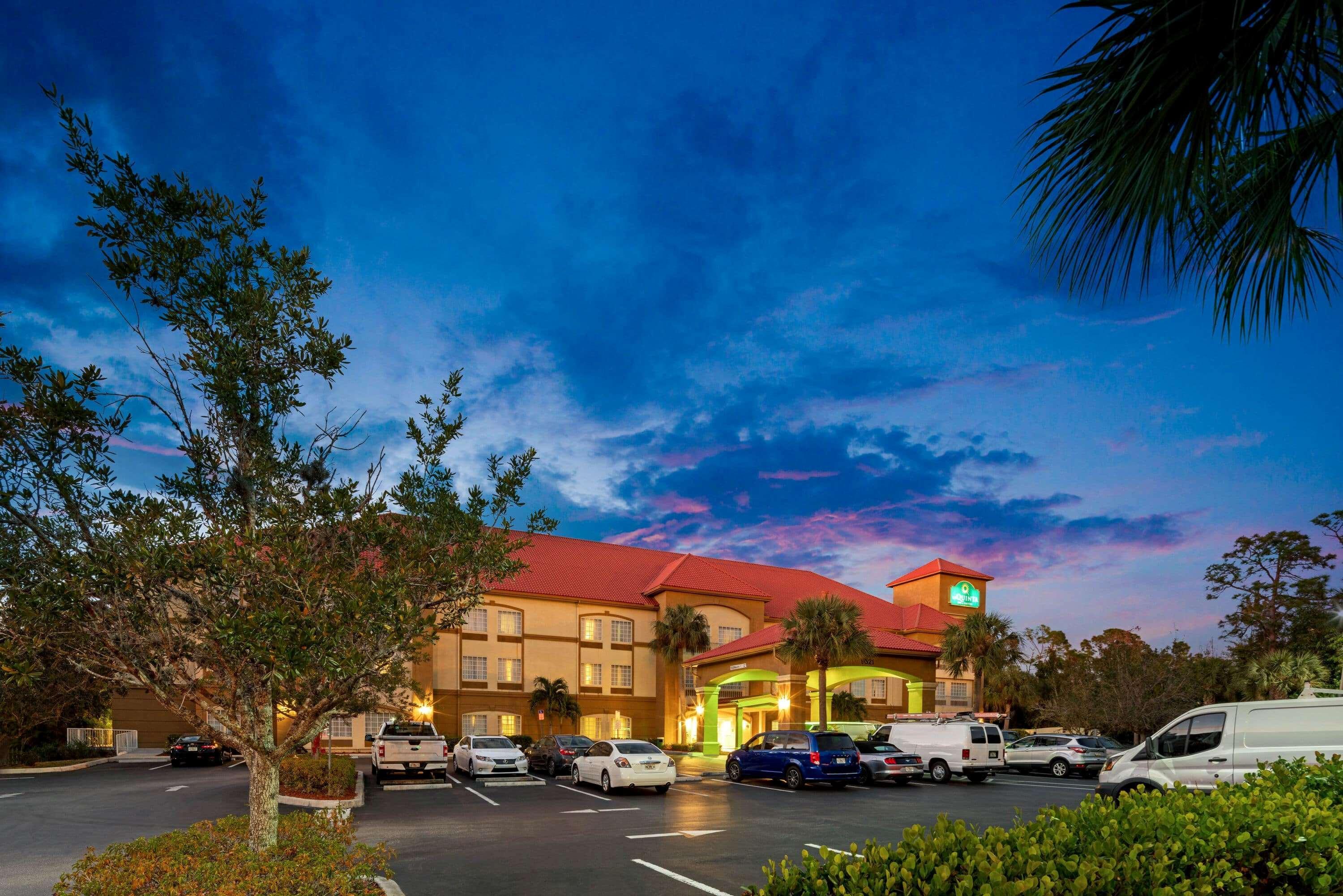 La Quinta Inn And Suites Fort Myers I-75 Екстер'єр фото