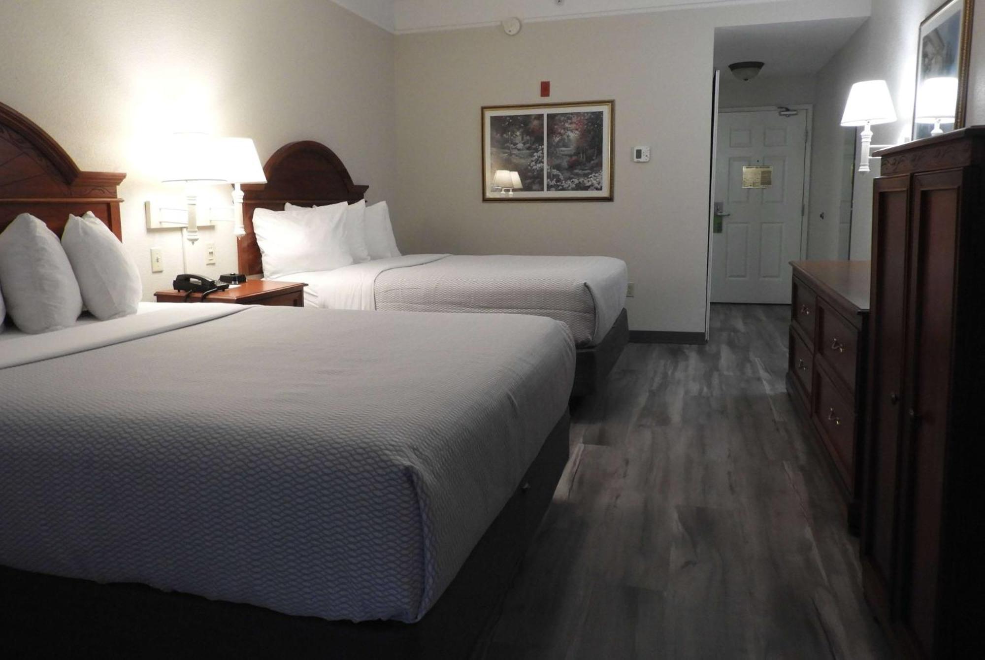 La Quinta Inn And Suites Fort Myers I-75 Екстер'єр фото